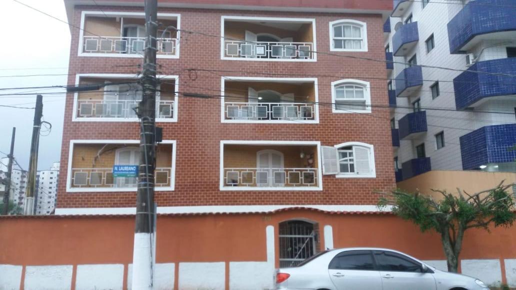 Apartamento Praia Grande Com Wifi E Tv A Cabo Apartman Kültér fotó